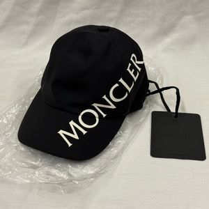 Men’s Matt Black MONCLER logo baseball hat, NEW WITH TAGS,